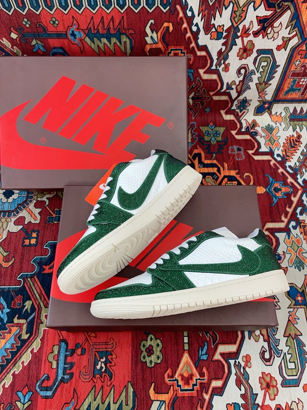 ナイキ靴内部構造